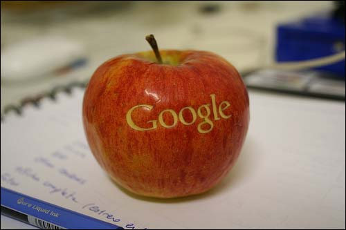 Google крадёт идеи Apple